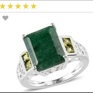 Beautiful green adverturine stone ring